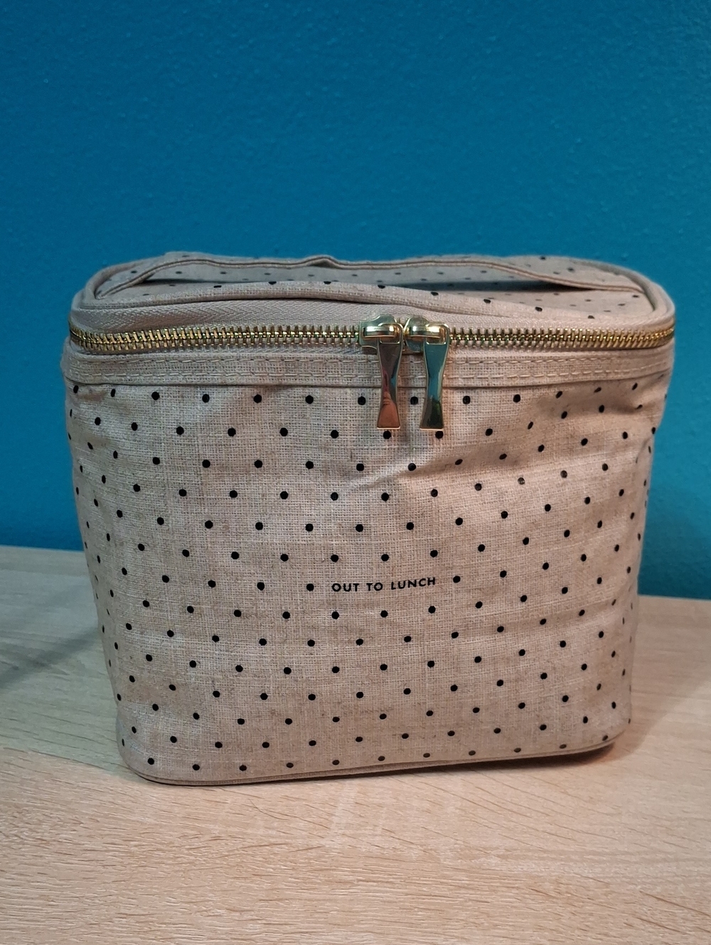 kate spade Out To Lunch Beige with Black Polka Dot Toiletry/lunch Bag